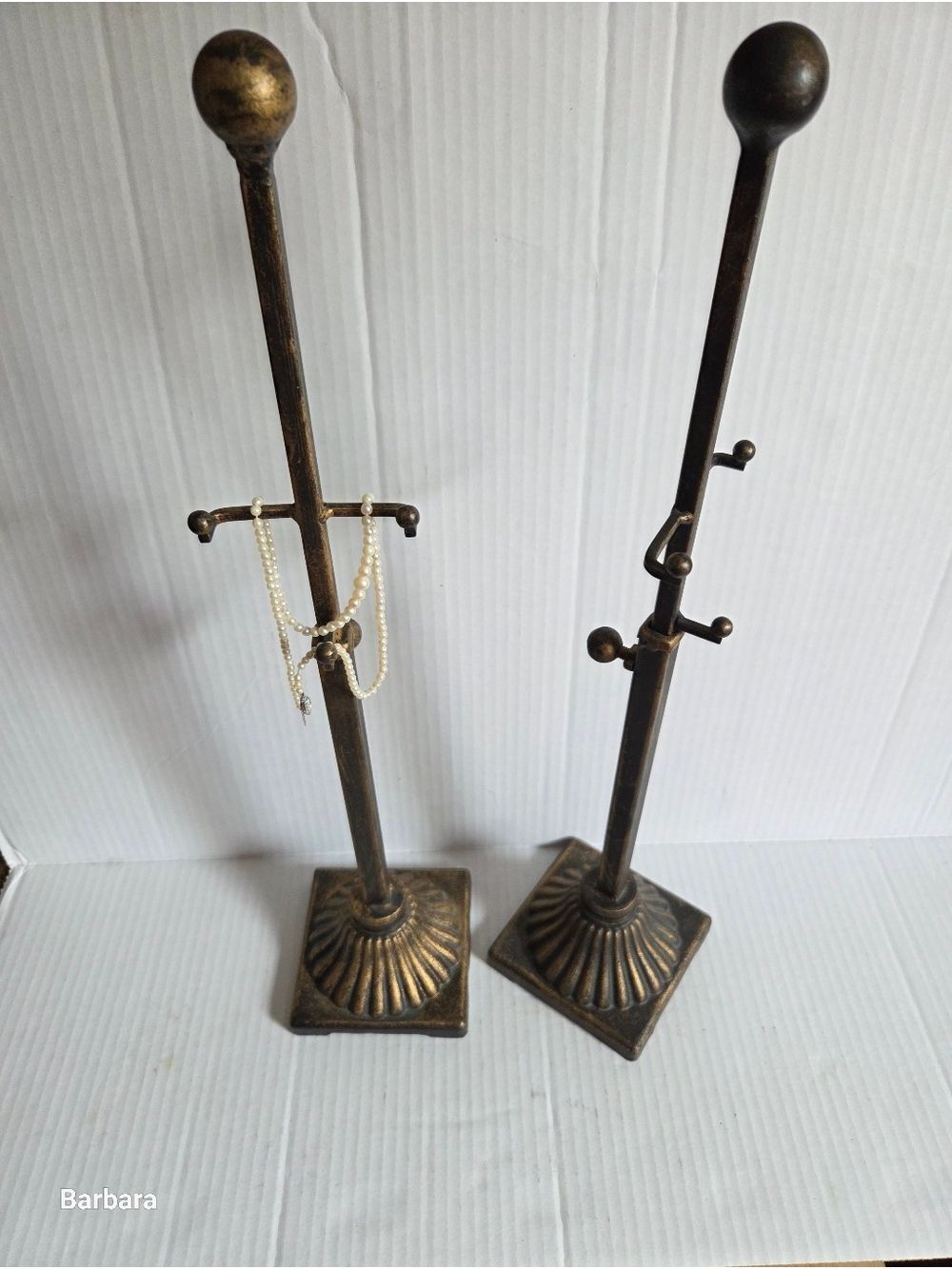 Set of 2 Bronze-colored Metal Adjustable Jewelry/Wreath Hangers